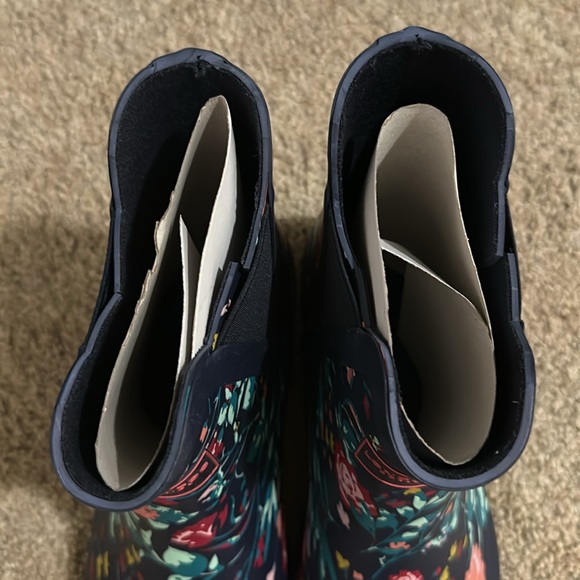 LONDON FOG Women's Piccadilly Rain Boot - Picture 9 of 10